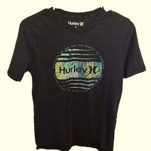 🌿Hurley Fri-fit black tee - men’s size S🌿